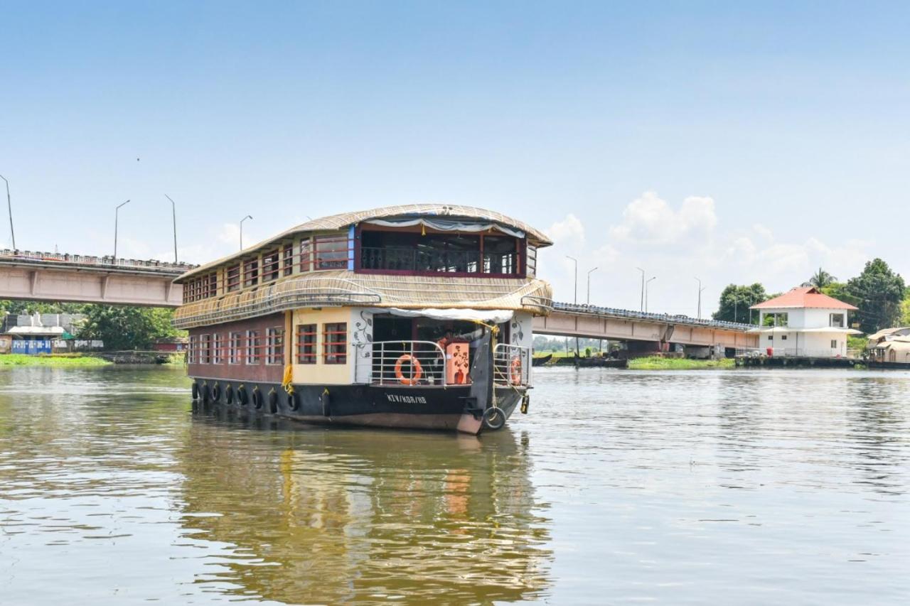 Beach Paradise Day Cruise Houseboat Alappuzha Buitenkant foto