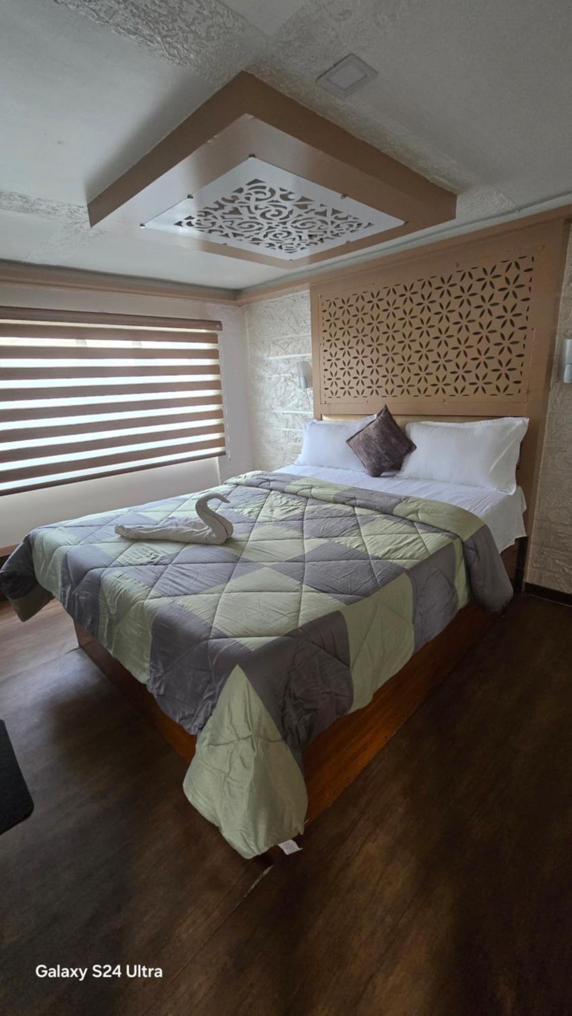 Beach Paradise Day Cruise Houseboat Alappuzha Buitenkant foto