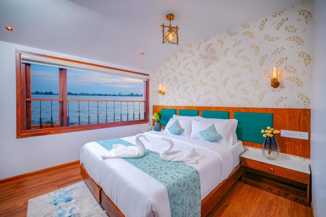 Beach Paradise Day Cruise Houseboat Alappuzha Buitenkant foto